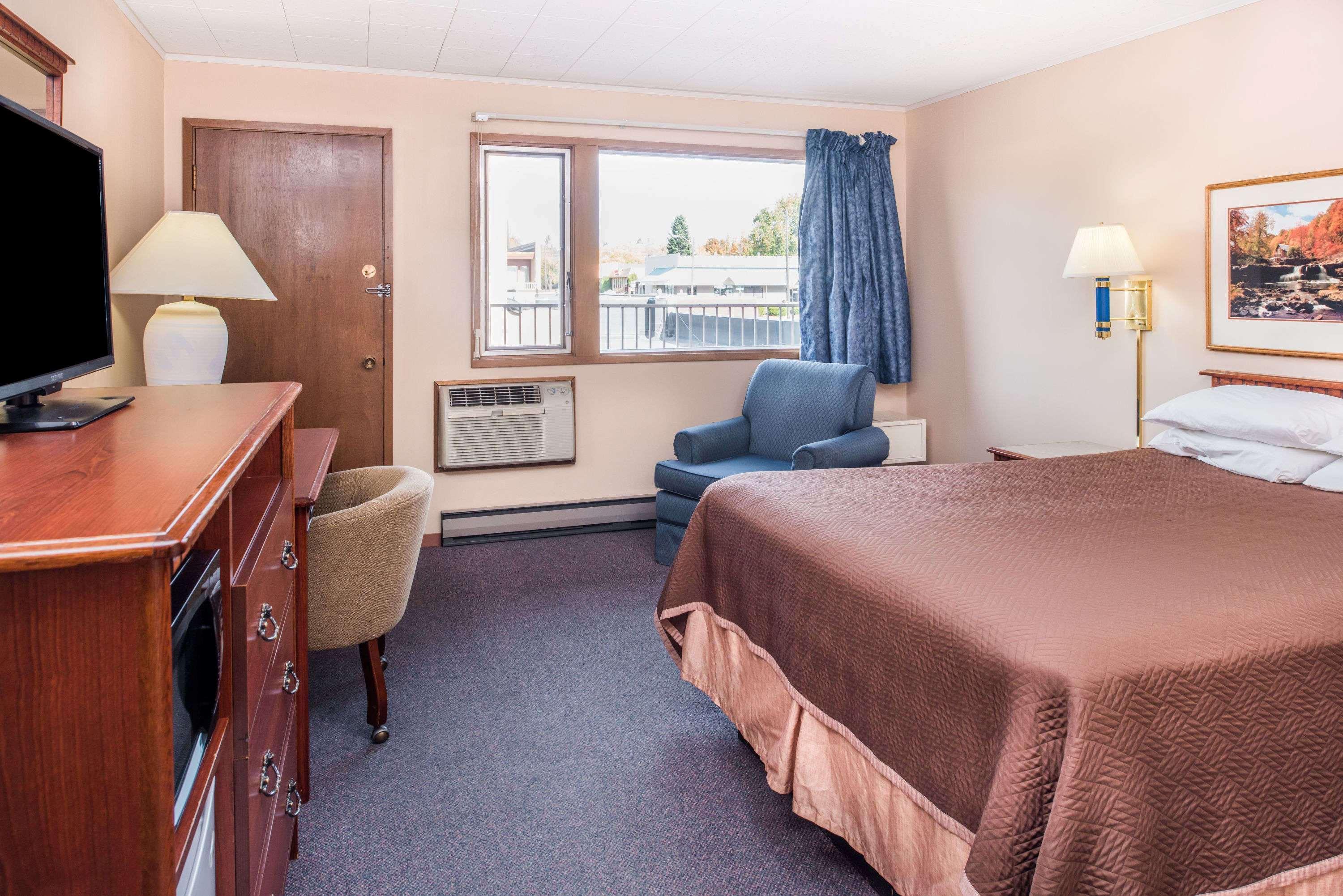 Travelodge by Wyndham Kalispell Eksteriør bilde